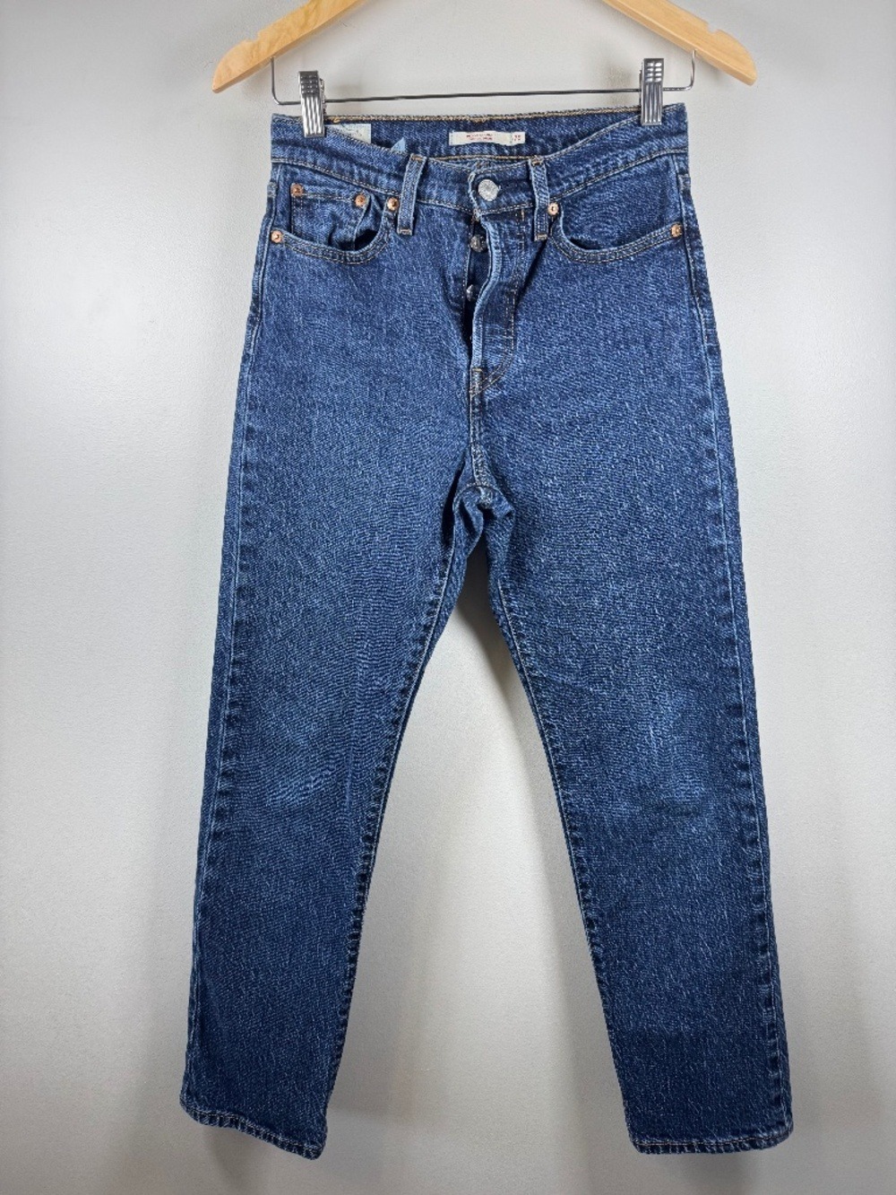 Levi's Premium Wedgie Women's Straight Leg Jeans in Indigo Blue 26